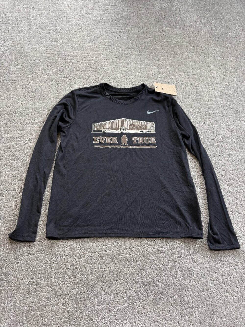 NEW Nike x Brown University Size Medium Ever True Athletic Shirt Limited Edition